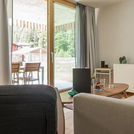 Montela Apartment-Hotel & Resort In The Holiday Region Saas-Fee Saastal * Saas-Grund